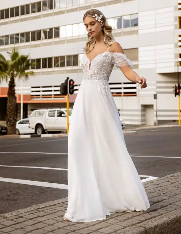 Kelsey Rose Valencia – Bild 3