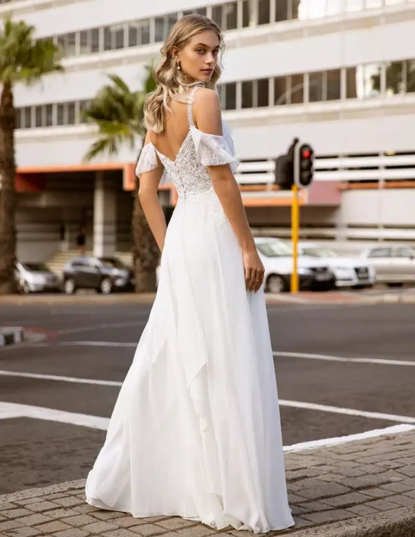 Kelsey Rose Valencia – Bild 2